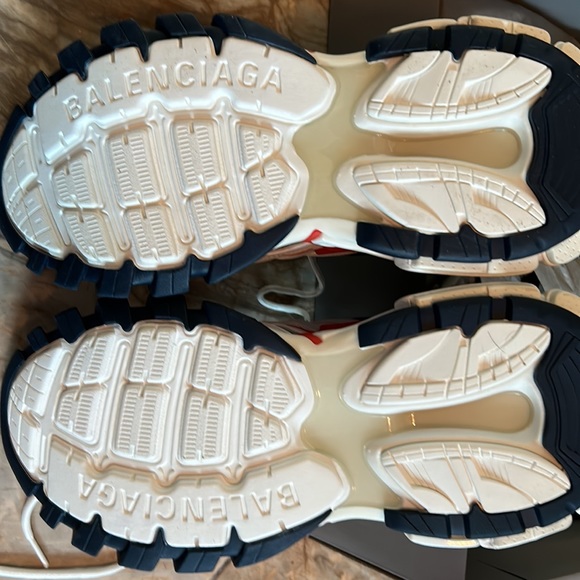 Balenciaga Track 2 open sneaker tri color red, white and blue. - Picture 3 of 5
